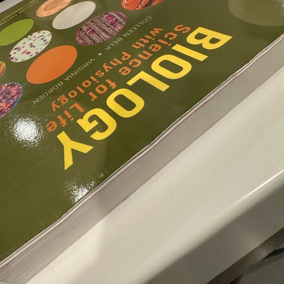 Biology Science for Life with Physiology Belk/Borden 2nd Ed. GRCC Comm College - Picture 2 of 15